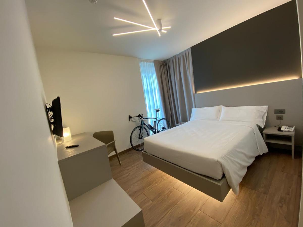 Fly Bike Hotel Trento Ngoại thất bức ảnh