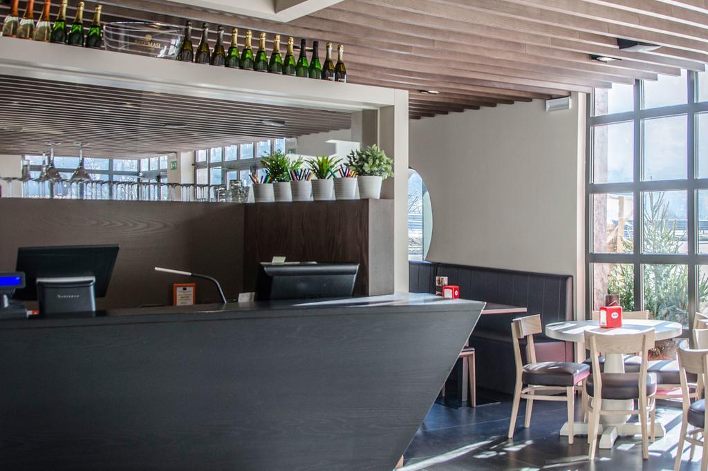 Fly Bike Hotel Trento Ngoại thất bức ảnh