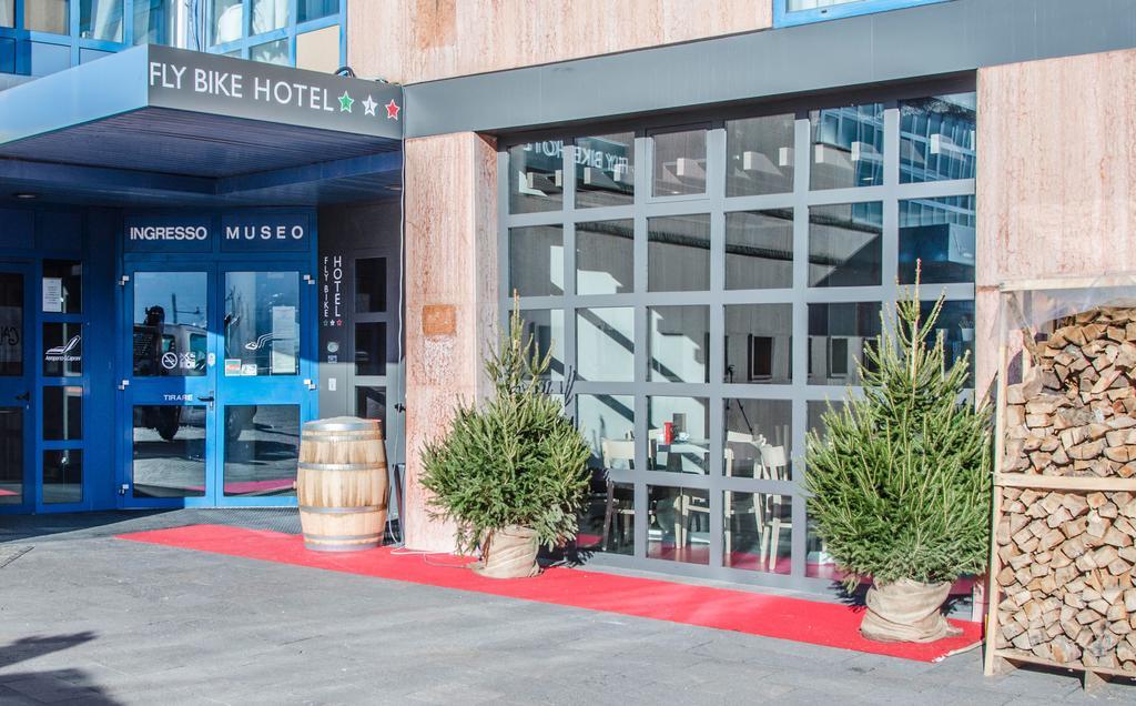 Fly Bike Hotel Trento Ngoại thất bức ảnh